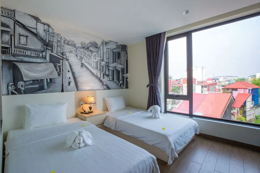 HighEnd Duplex w Balcony Hanoi Old Quarter by Ssens Homes
