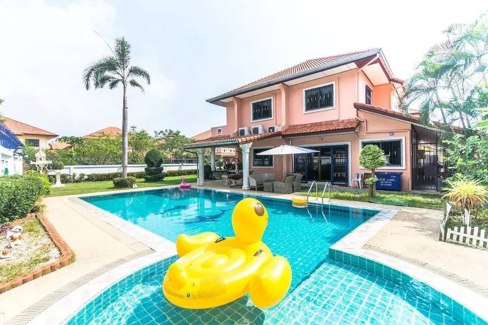 D Smile Pool Villa Pattaya