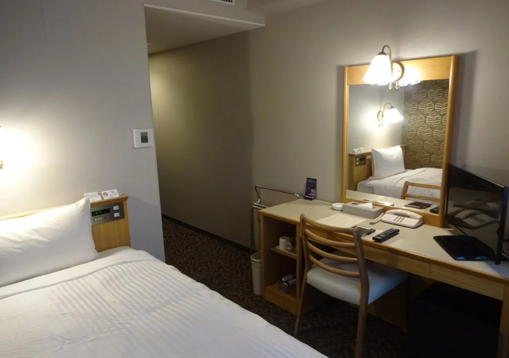 Hotel Mark-1 CNT