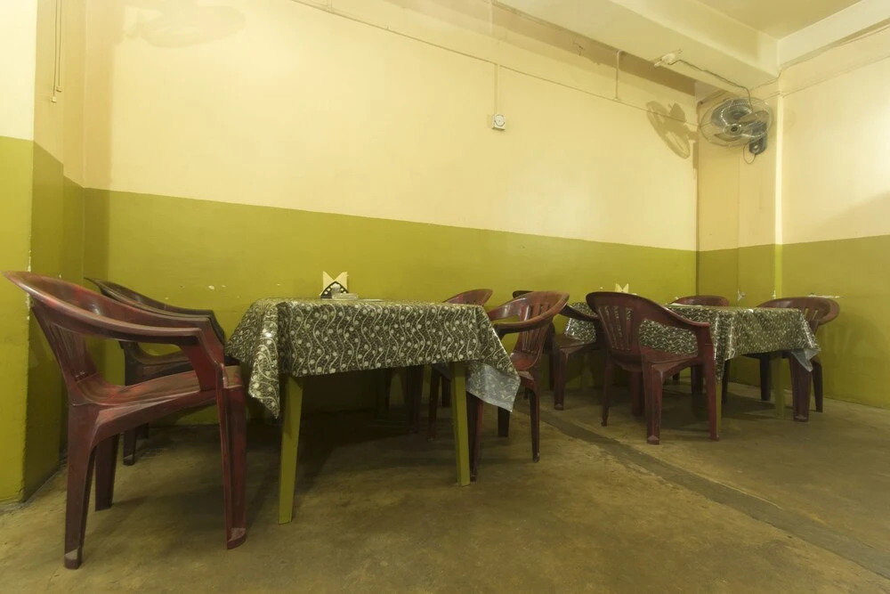 OYO 10696 Hotel Jagat