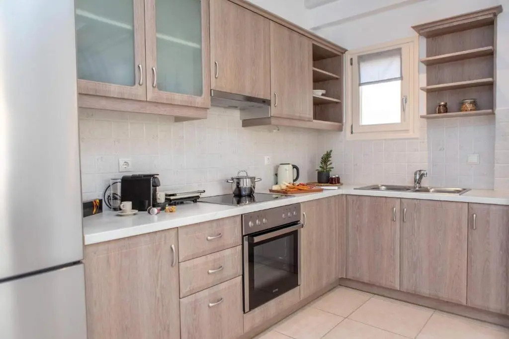 Sorokos Suite 8