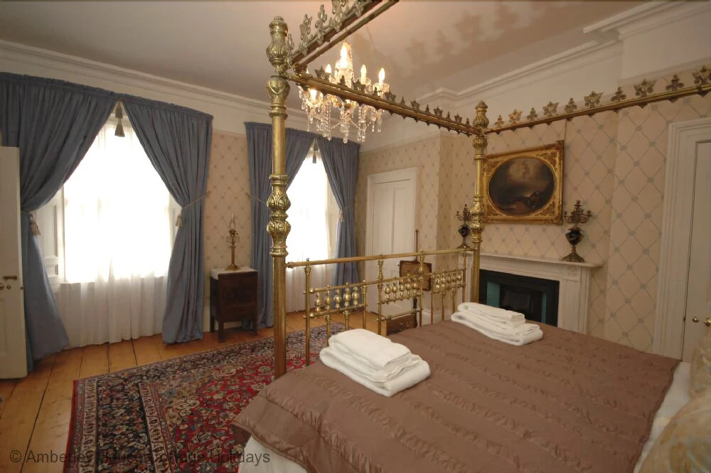Regency House