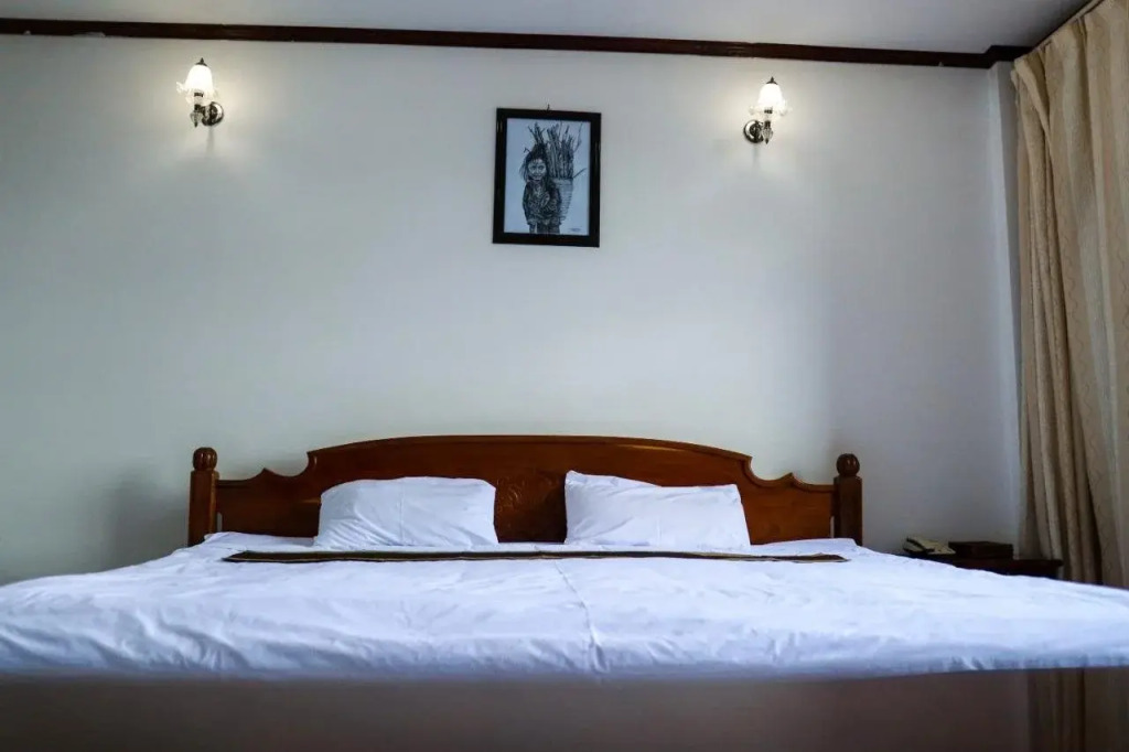 Friendship Hotel