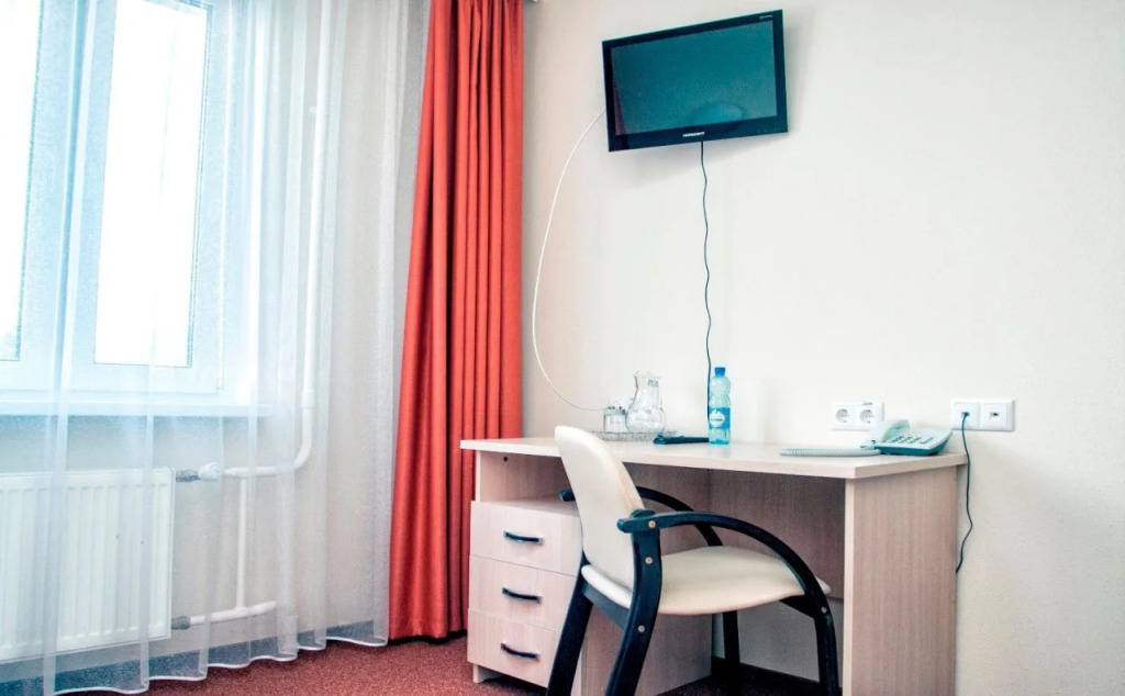 Halt Time Hotel