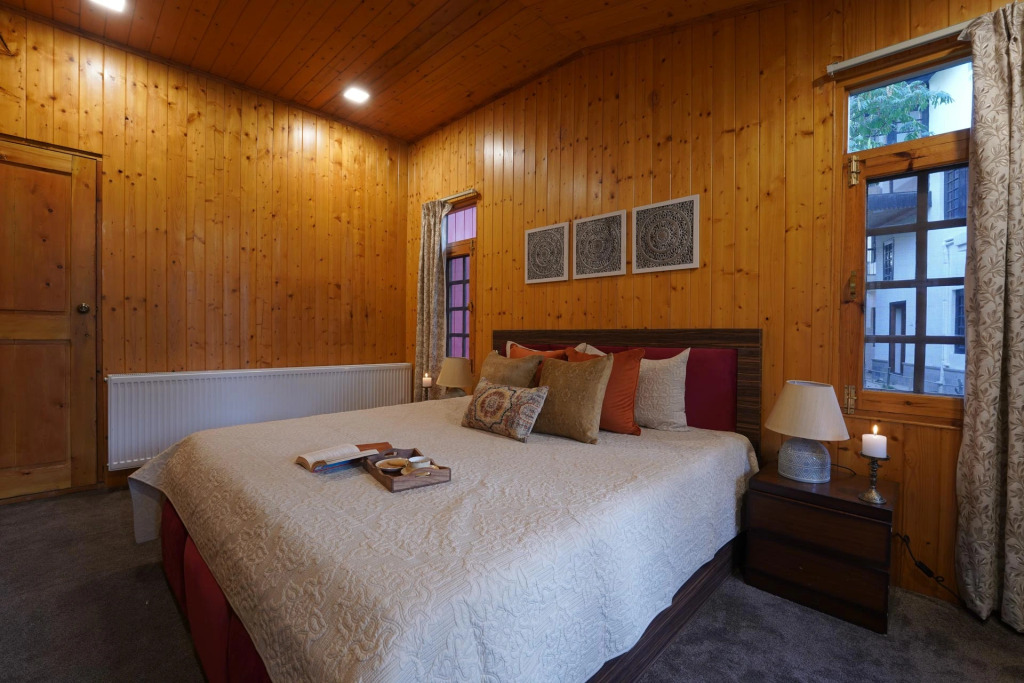 The Red Cottage at Zaznar