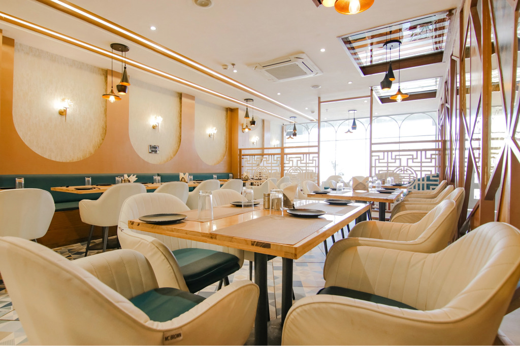 FabHotel Prime the Eminence