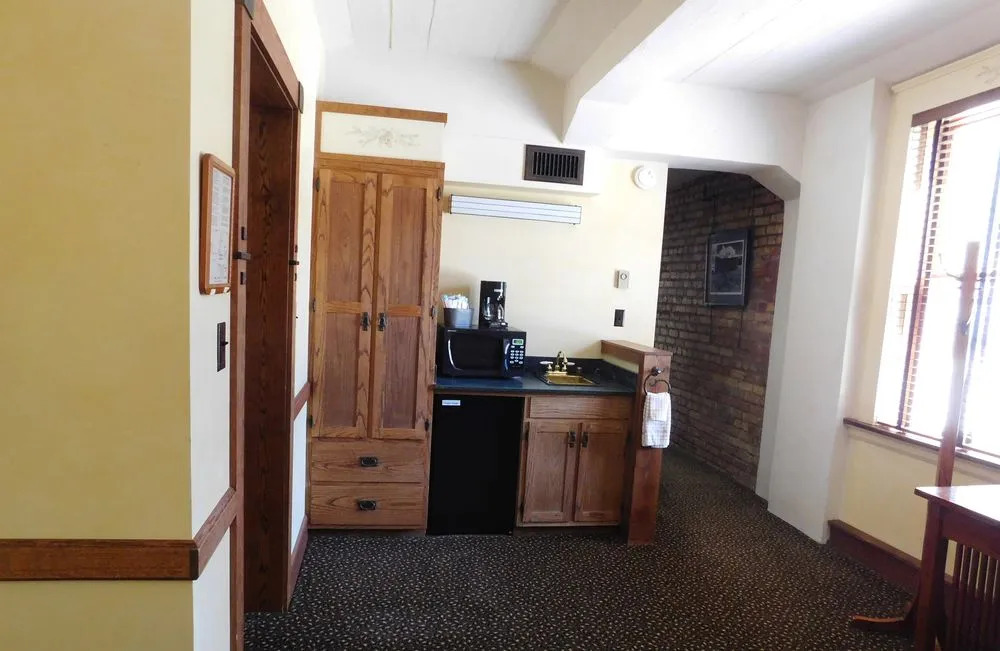 Celebrity Boutique Hotel