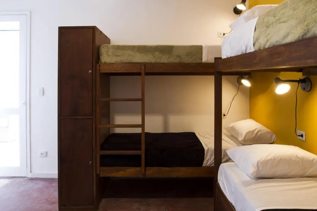 Garoa Hostel Party Bar