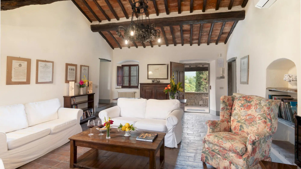 Crognole 6, Emma Villas