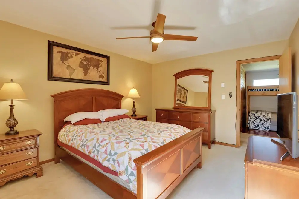 4 Mi to Marina: Family Townhome in Silverthorne!