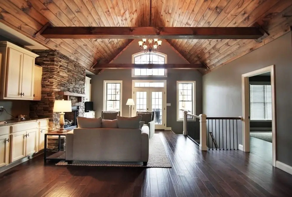 Lakefront Privacy On A Large Wooded Lake Lure, Lakefront 4 Bedroom Home
