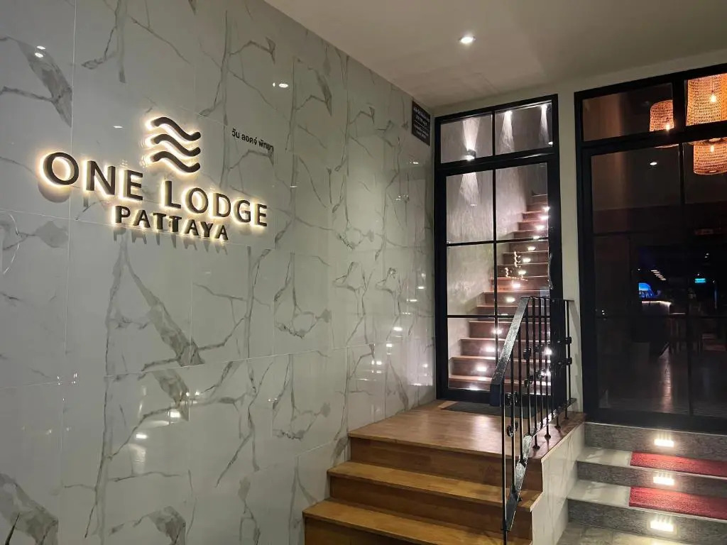 ONE LODGE Pattaya