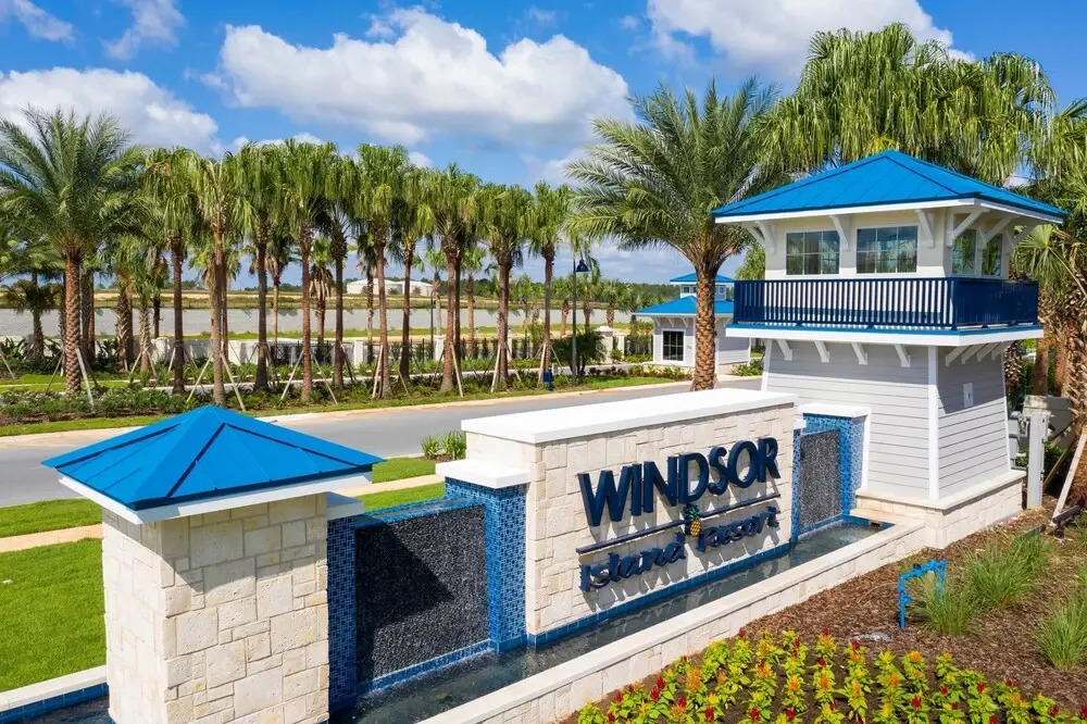 Daniel's Townhome Getaway At Windsor Island Resort 5 Bedroom Townhouse by Redawning