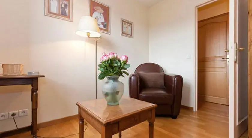 Company Flat Défense Ouest