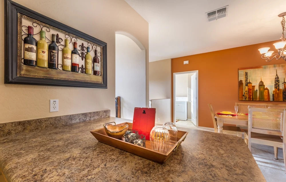 12th 205 - 2 Br Condo