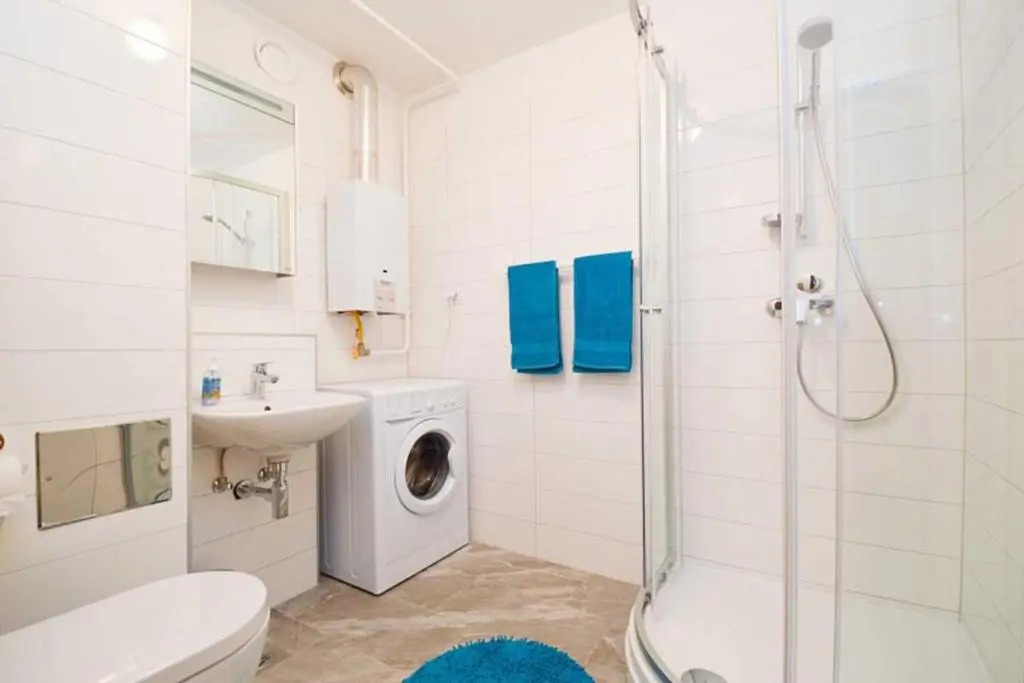 Leut Apartment, 3min beach, 15min center