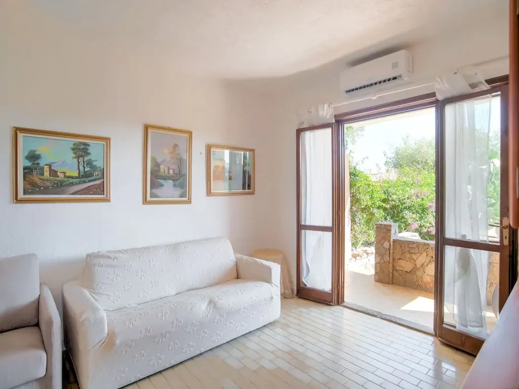 Serene Apartment in Marinella Near Beach