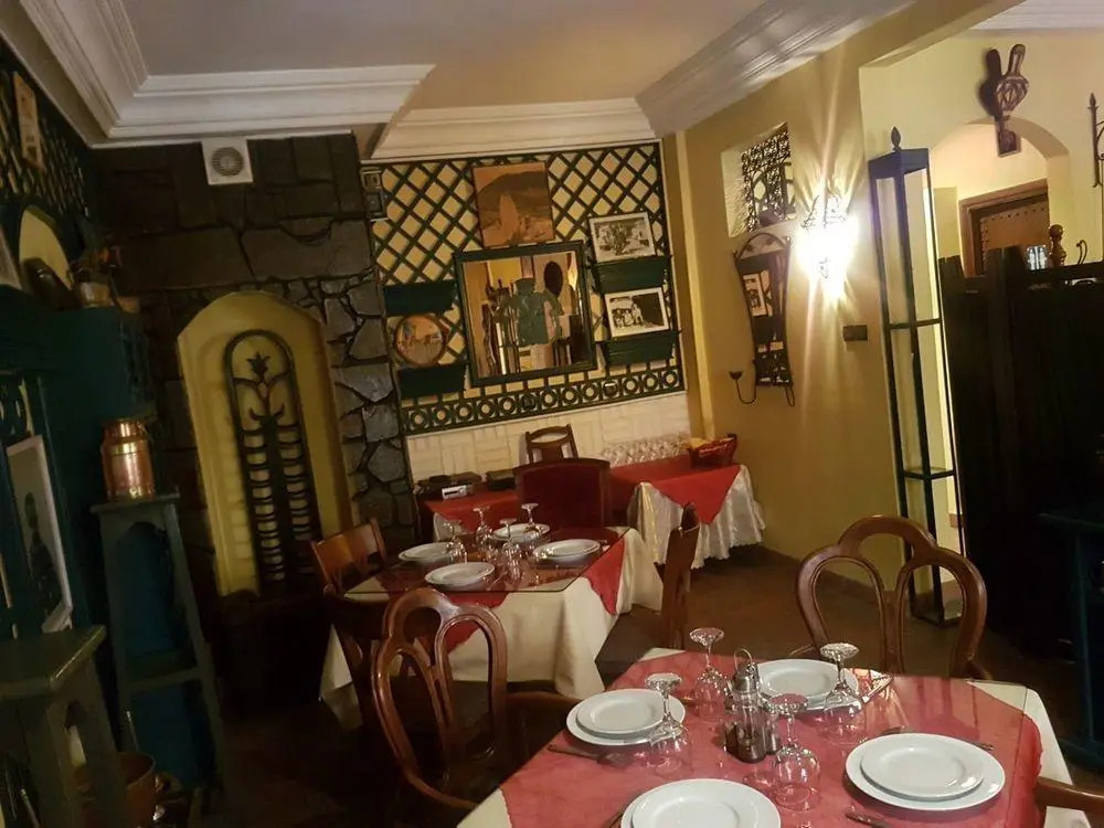 Ambassy Hotel