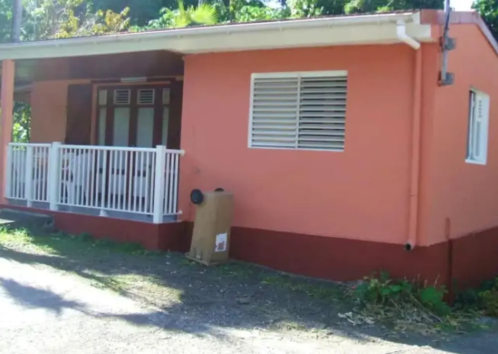 House With 2 Bedrooms in Bouillante, With Wonderful Mountain View and Furnished Terrace - 2 km From the Beach