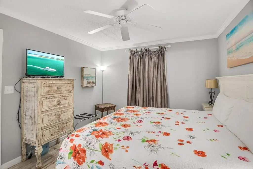 Best beach front vacation, Ocean View, 8th Flr