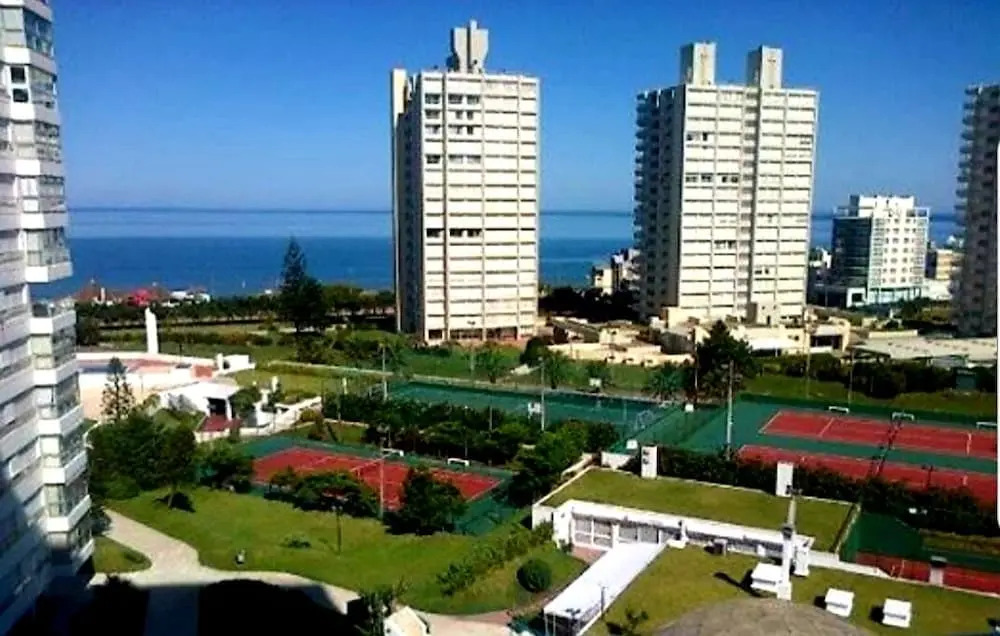 Dpto 6 personas FRENTE AL MAR-