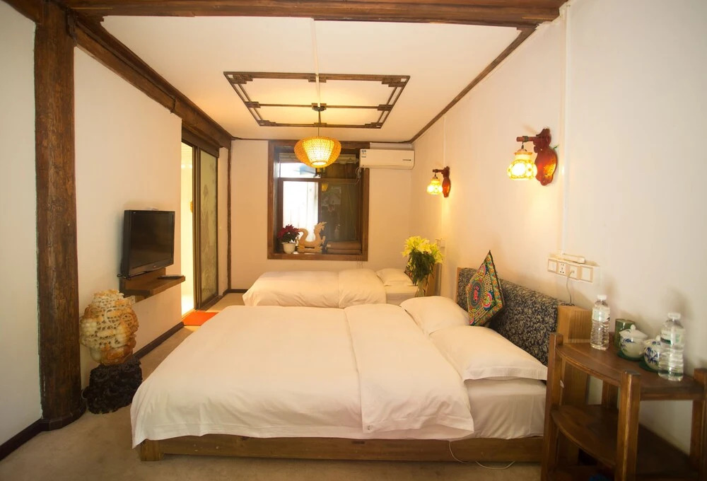 Lijiang Tianlong Inn