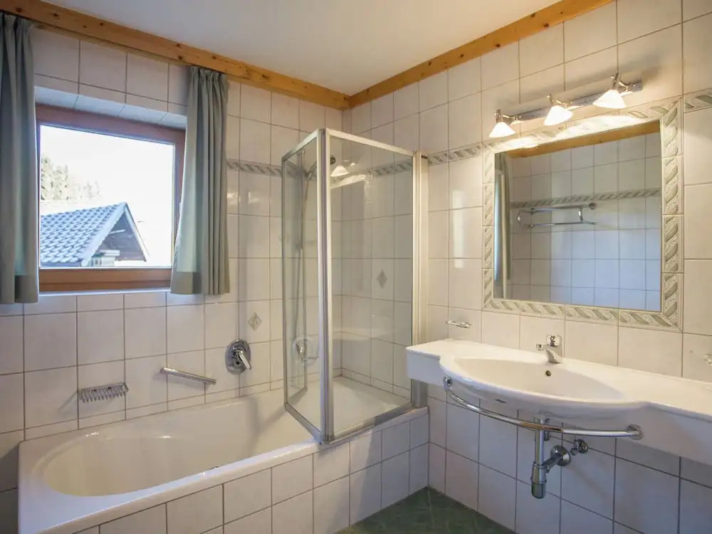 Refreshing Holiday Home With Balcony, Ski Storage, Garden