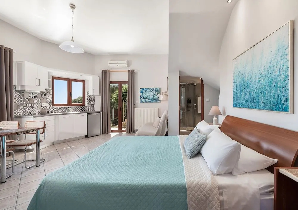 Andromia Studios & Apartments