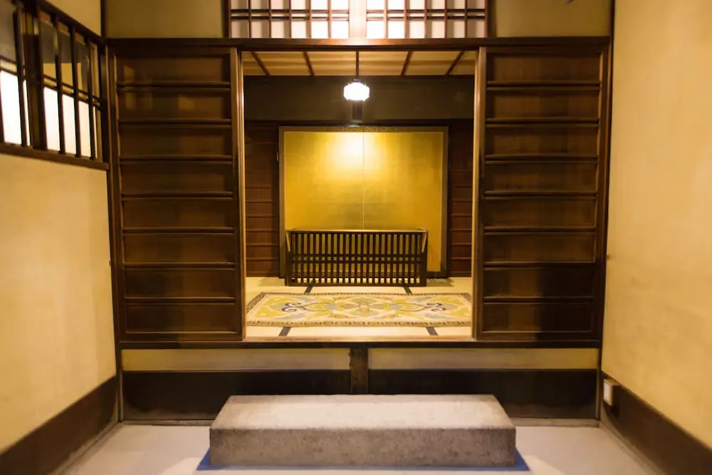Itsutsuji hermitage