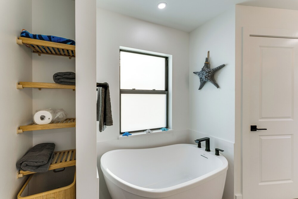 Private Pool & Grill: Cape Coral Vacation Rental!