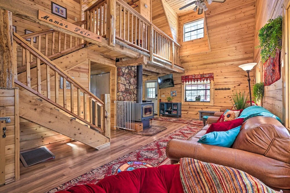 Rustic Duck Creek Village Cabin w/ Fire Pit