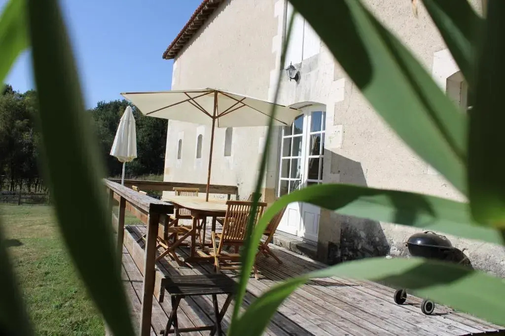 Le Petit Chateau Servanches