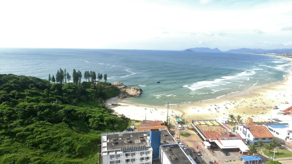 Cris Hotel