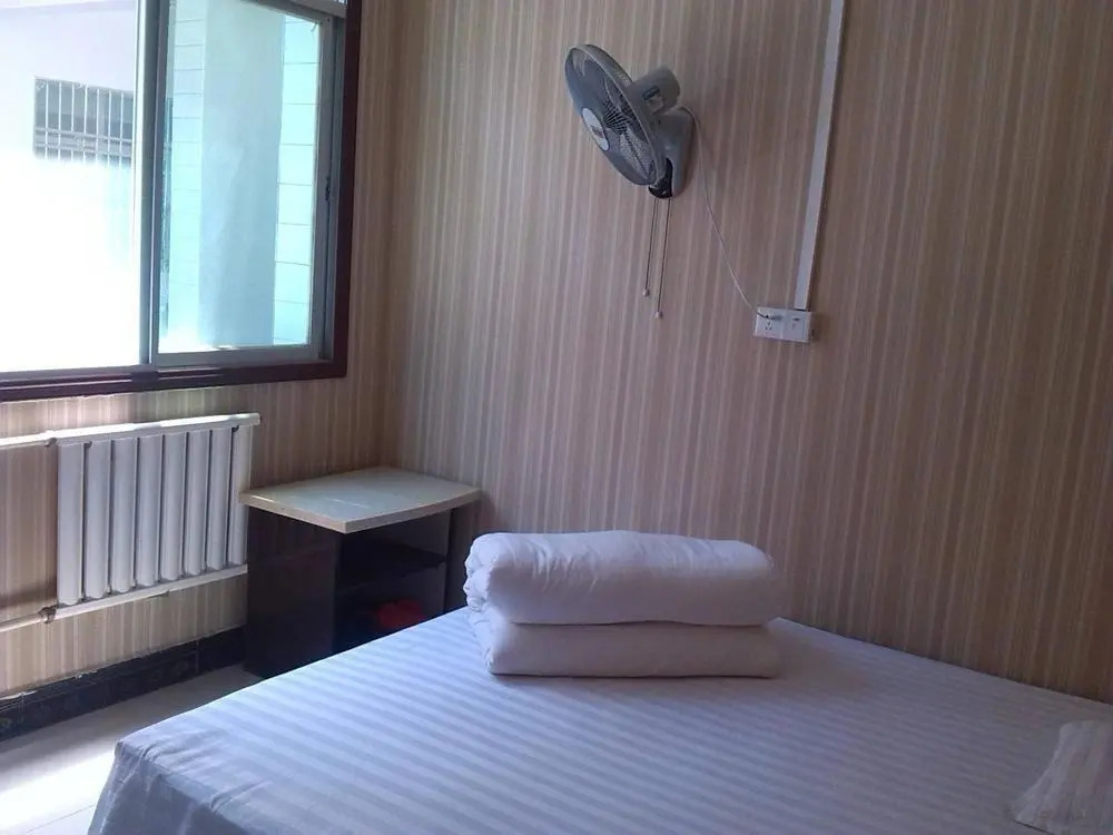 Rujia Apartment