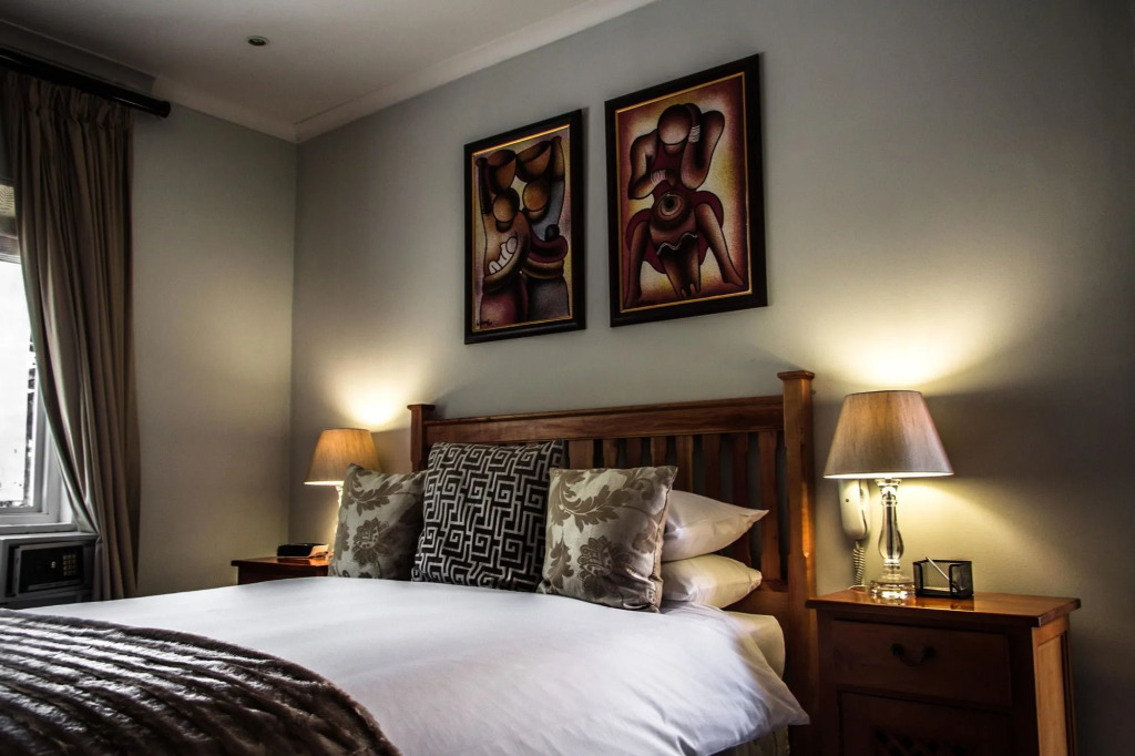 Wild Olive Guest House & Villa