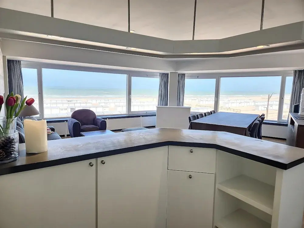Apartment Albertstrand With Stunning Seafront View