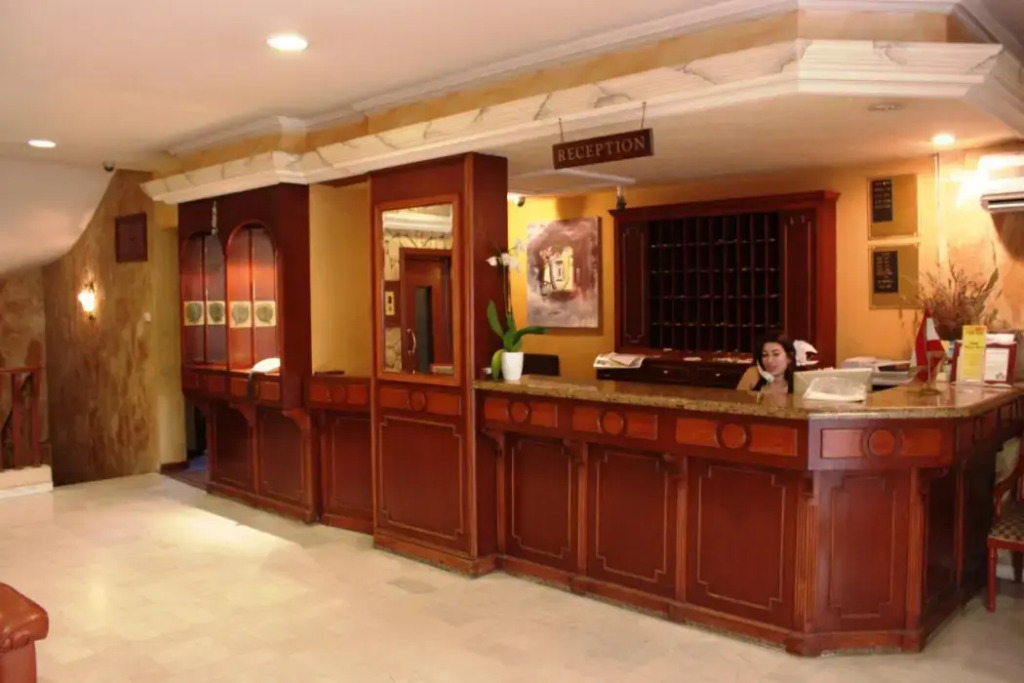 Le Marly Hotel