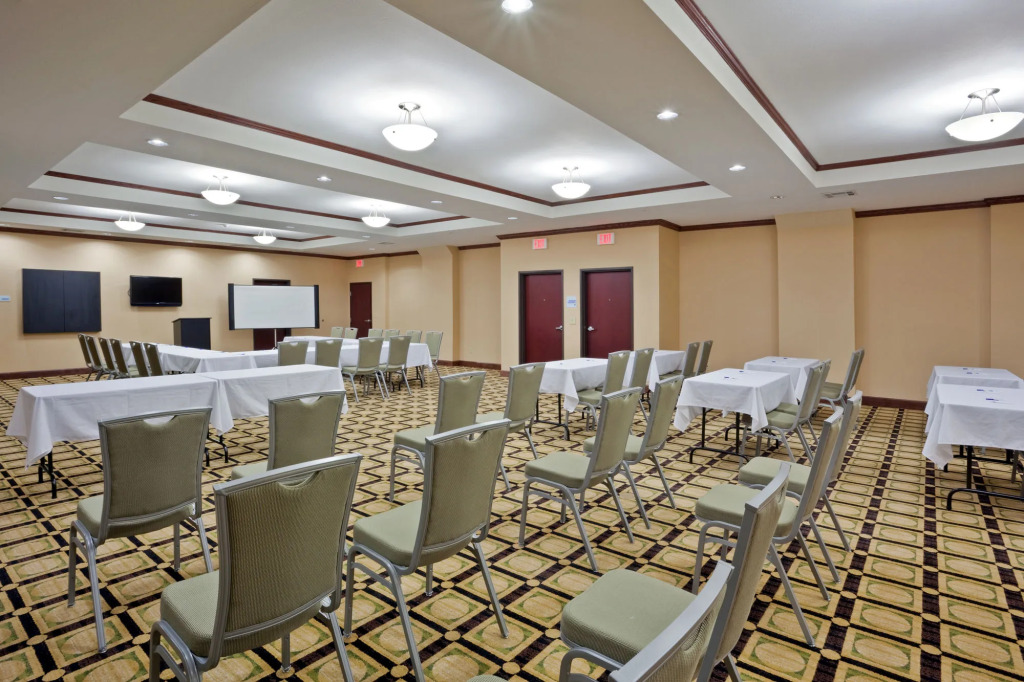 Holiday Inn Express Hotel & Suites Dumas by IHG