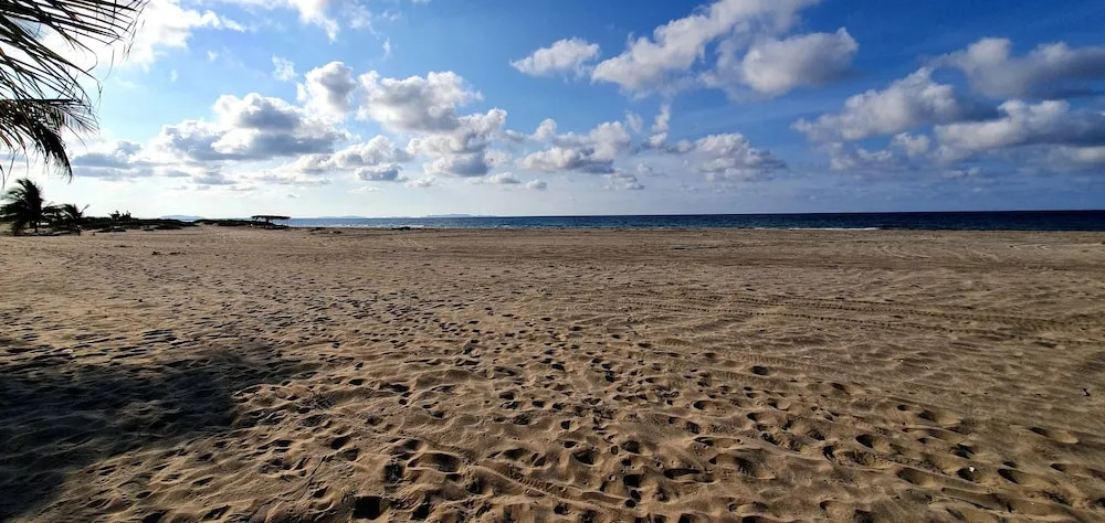 Tela Beach House 1