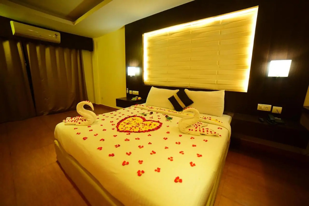 Castle International Premium Hotel
