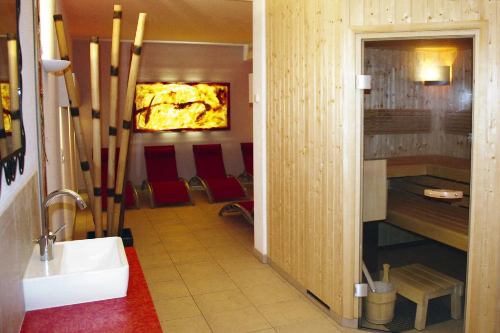 Alps Lodge