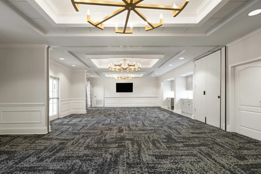 Hampton Inn & Suites South Park at Phillips Place