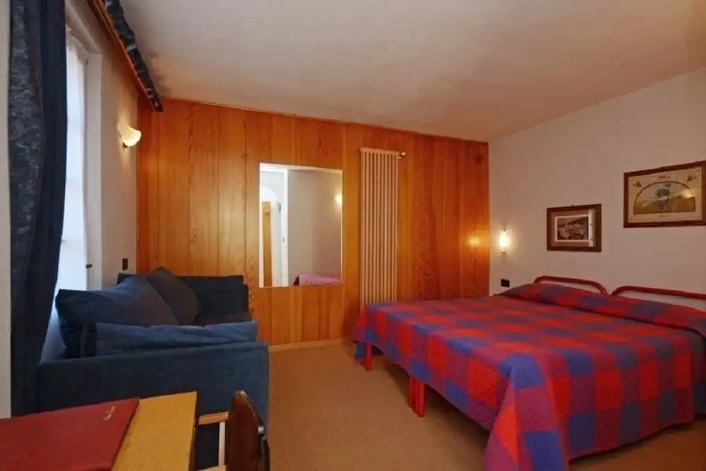 Hotel Monti Pallidi