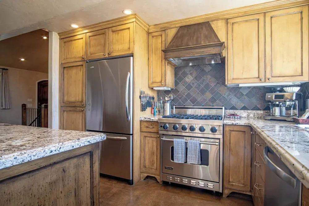 Chateau Du Soleil- Luxury Home Near Ski Lifts & Downtown Ketchum