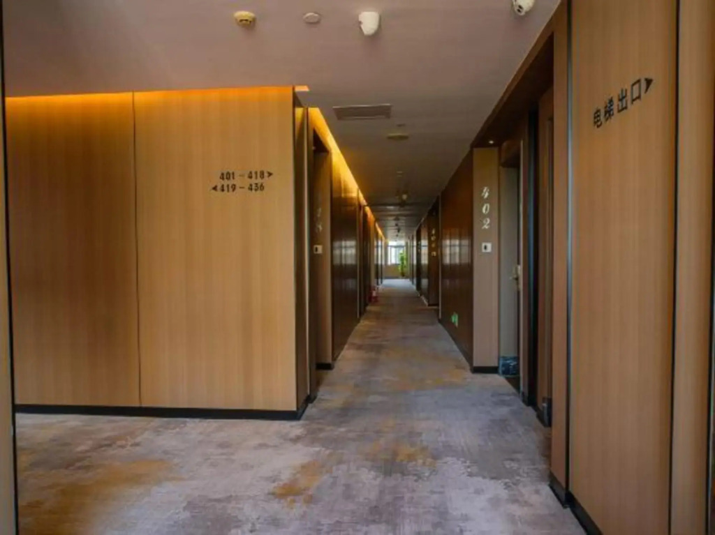 Junwei Hotel