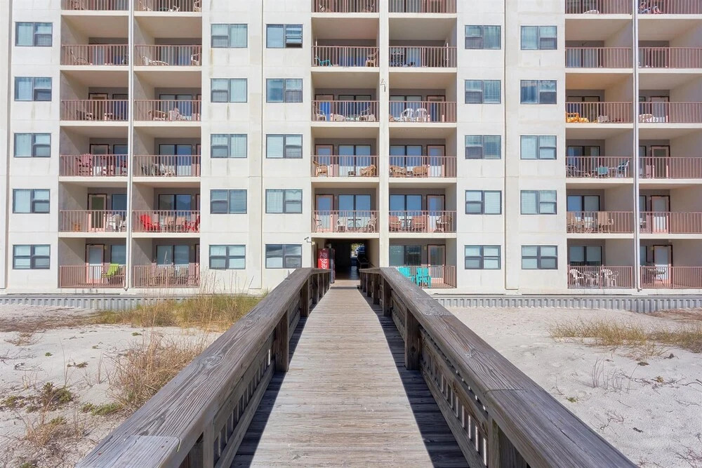 Island Shores Condos by Meyer VR
