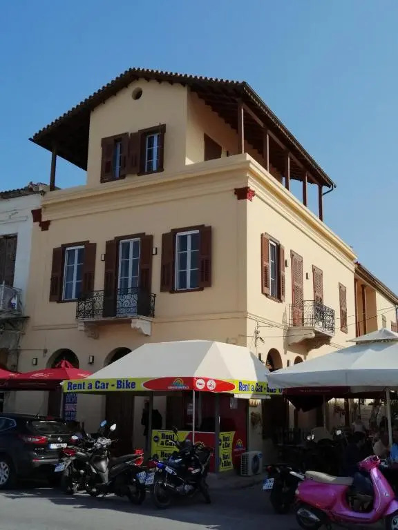 Aegina Port Apt 4