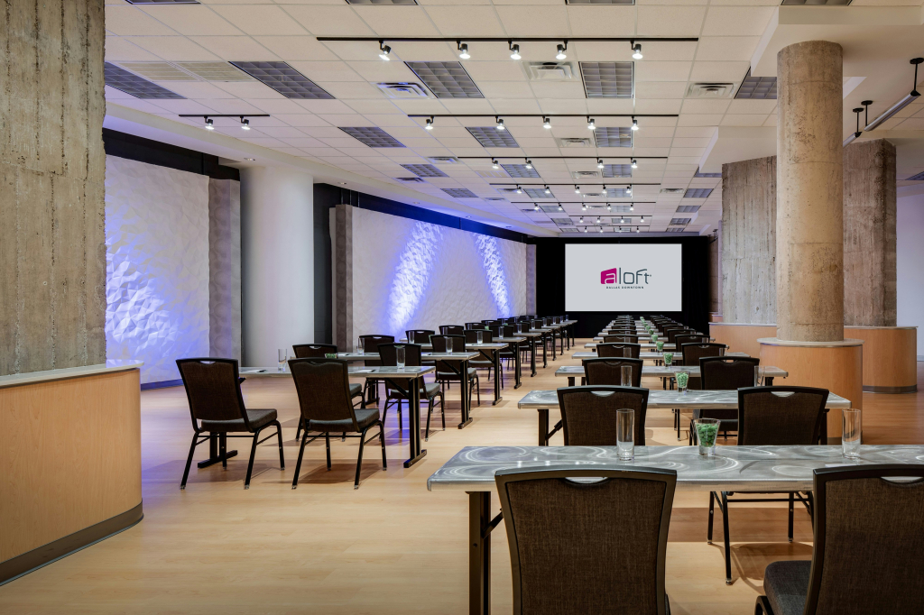 Aloft by Marriott Dallas Downtown