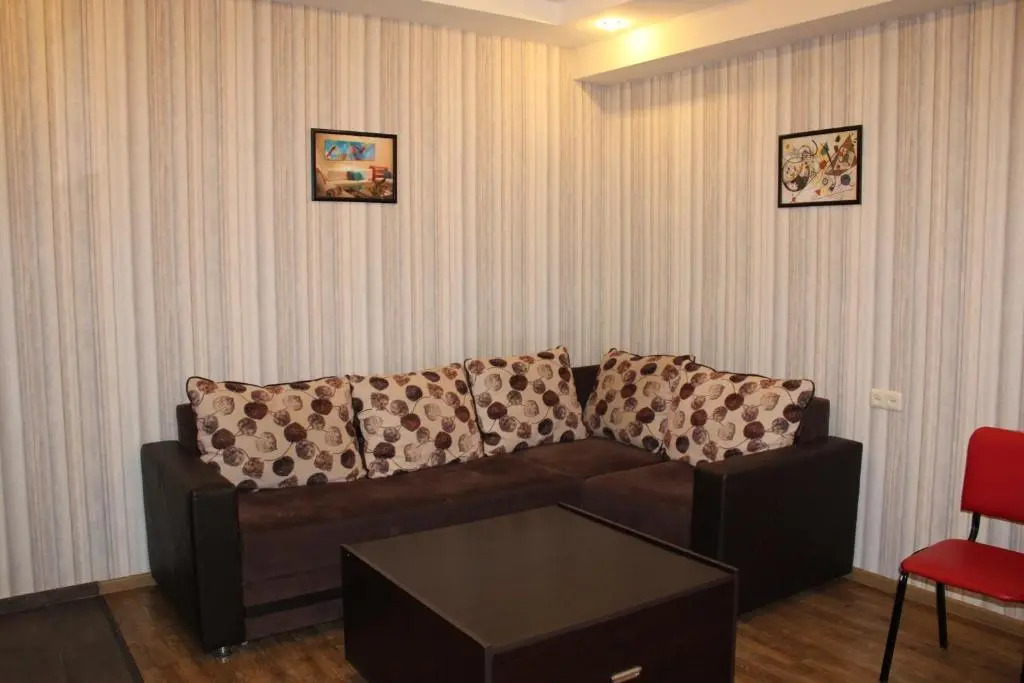 Zakyan Apartment