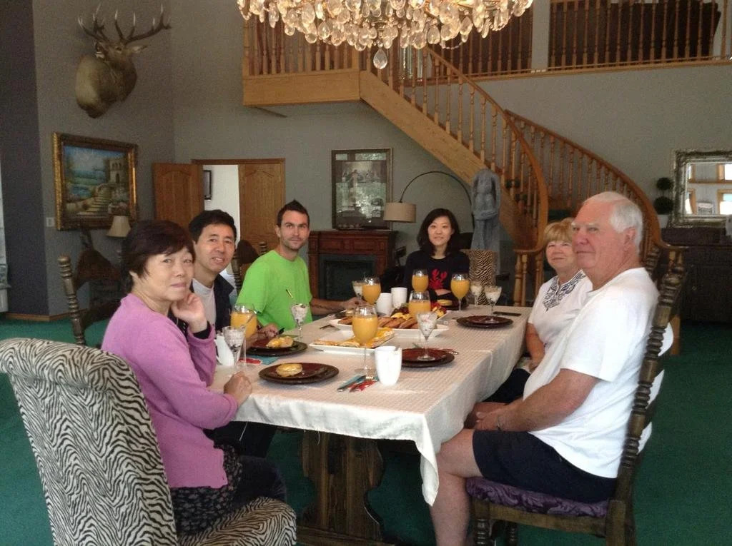 Rolling Hills Country Resort Bed and Breakfast